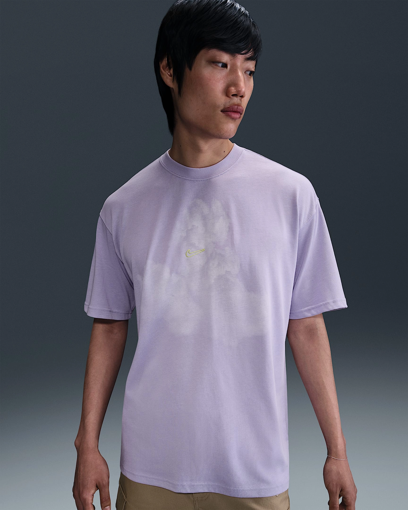 Nike Sportswear Max90 T-Shirt: Léine Foirfe, Fuar i gcónaí, Stíl gan teorainn, Óige gan deireadh.